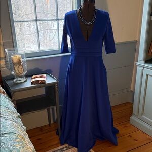 Classic Deep Blue V-Neck Maxi Dress with Structured Waist